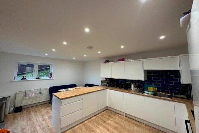 4 Bedroom Property To Rent In Norwich Drive, Brighton, BN2