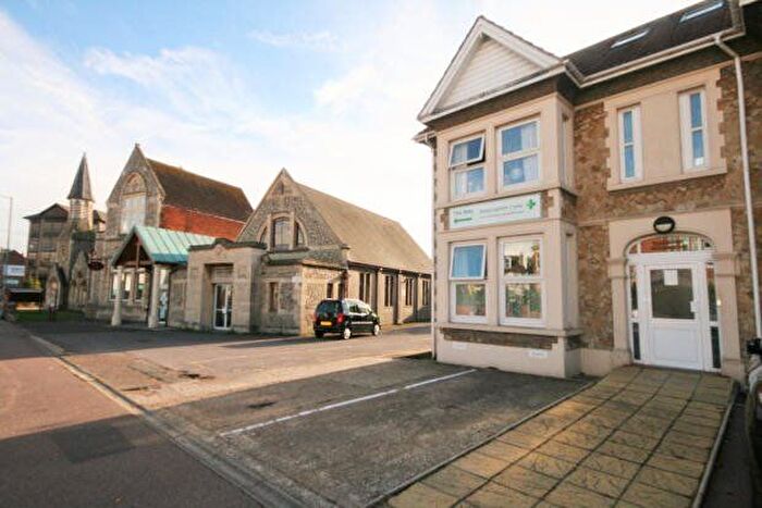 1 Bedroom Flat To Rent In Pier Avenue, Clacton-On-Sea, CO15