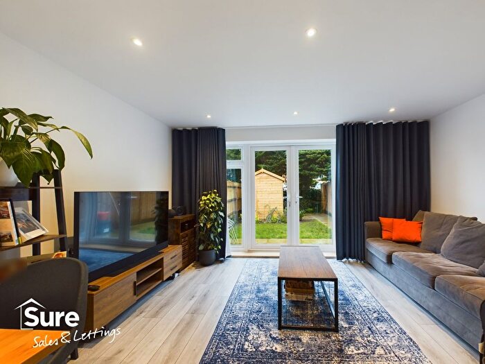 3 Bedroom Semi-Detached House To Rent In Wood Lane End, Hemel Hempstead, Hertfordshire, HP2