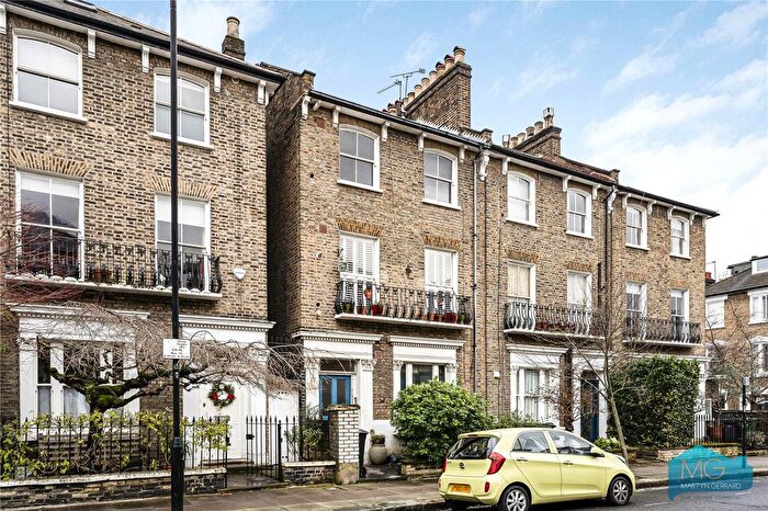 1 Bedroom Property For Sale In Patshull Road, London, NW5