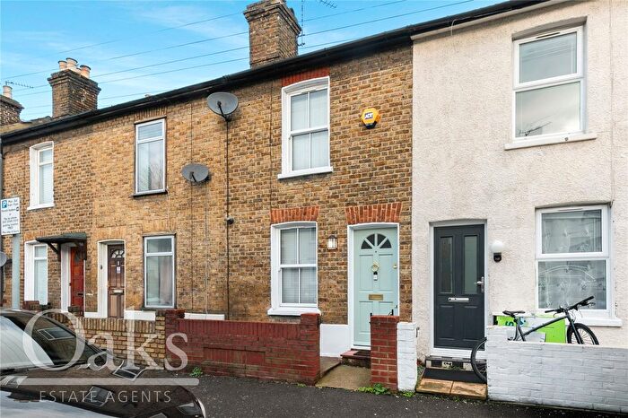 2 Bedroom Terraced House For Sale In Eland Road, Croydon, CR0