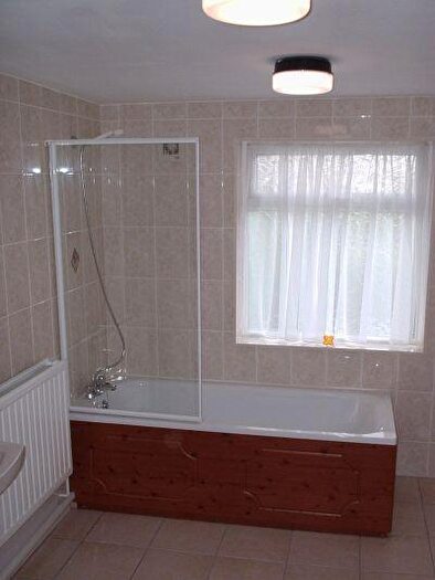 2 Bedroom Flat To Rent In Elliots Row, London, SE11