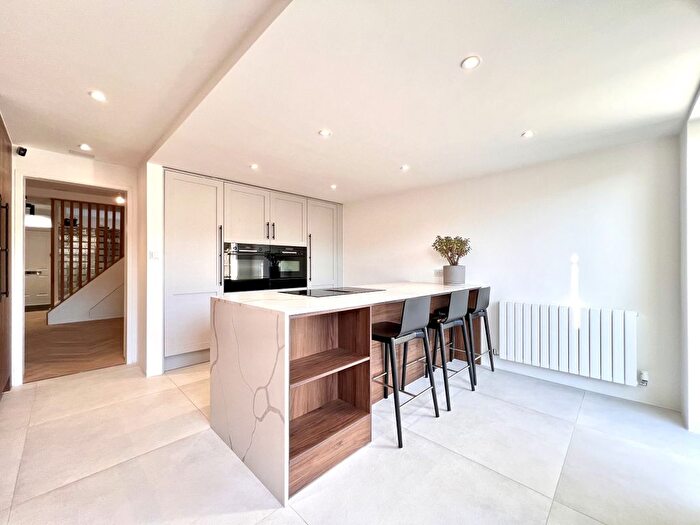 2 Bedroom Semi-Detached House To Rent In Brentwood Road, Gidea Park, Romford, RM1