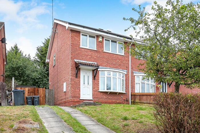 3 Bedroom Semi-Detached House To Rent In Marsh End, Kings Norton, B38