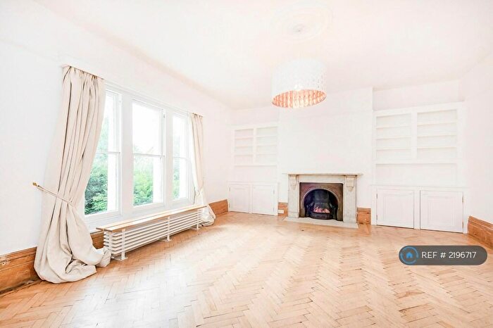 1 Bedroom Flat To Rent In Auckland Hill, London, SE27