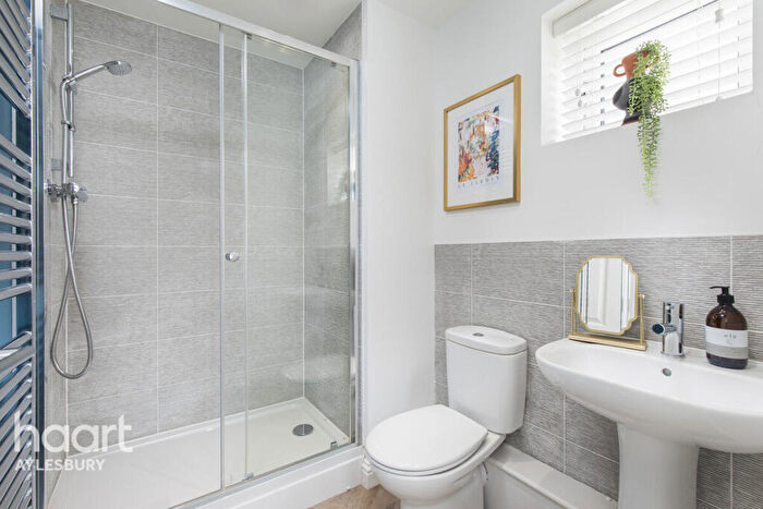 2 Bedroom Apartment For Sale In The Gelso, Arcadia Park, Aylesbury, HP18