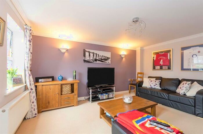 2 Bedroom Flat To Rent In Westwood Road, Southampton, SO17