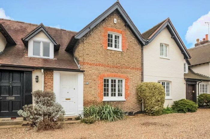 2 Bedroom House To Rent In Coombe Lane West, Kingston Upon Thames, KT2