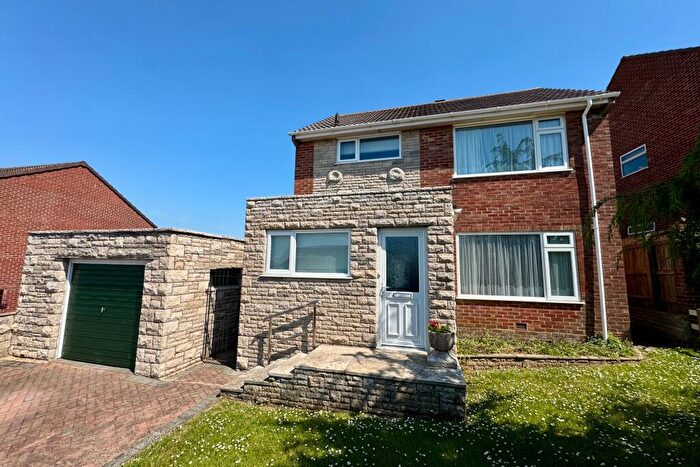 3 Bedroom Detached House For Sale In Hoburne Road, Swanage, BH19