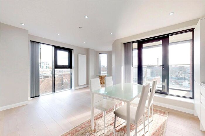 2 Bedroom Apartment To Rent In Ilderton Road, London, SE16