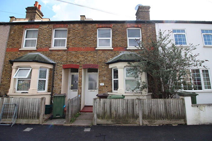 3 Bedroom Terraced House To Rent In Longfellow Road, Worcester Park, KT4
