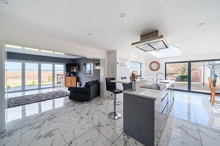 5 Bedroom Detached House For Sale In North Perrott Road, Haselbury Plucknett, TA18