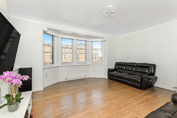 3 Bedroom Flat For Sale In /, St John's Road, Corstorphine, Edinburgh, EH12