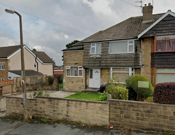 3 Bedroom Property To Rent In Hollingwood Lane, Great Horton, Bradford, BD7