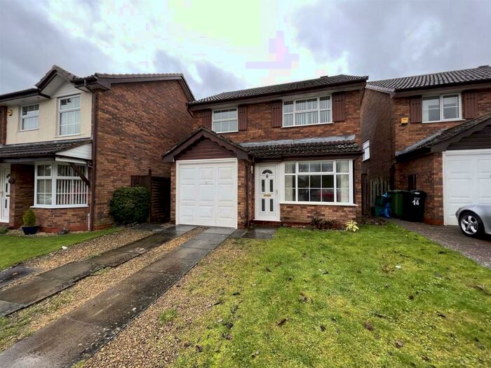 3 Bedroom Detached House To Rent In Woodpecker Avenue, Radstock, BA3