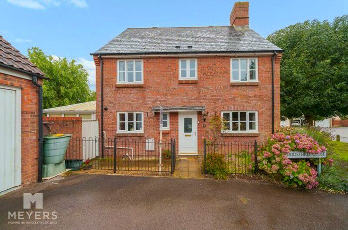 4 Bedroom Semi-Detached House For Sale In Woodsford Close, Crossways, DT2
