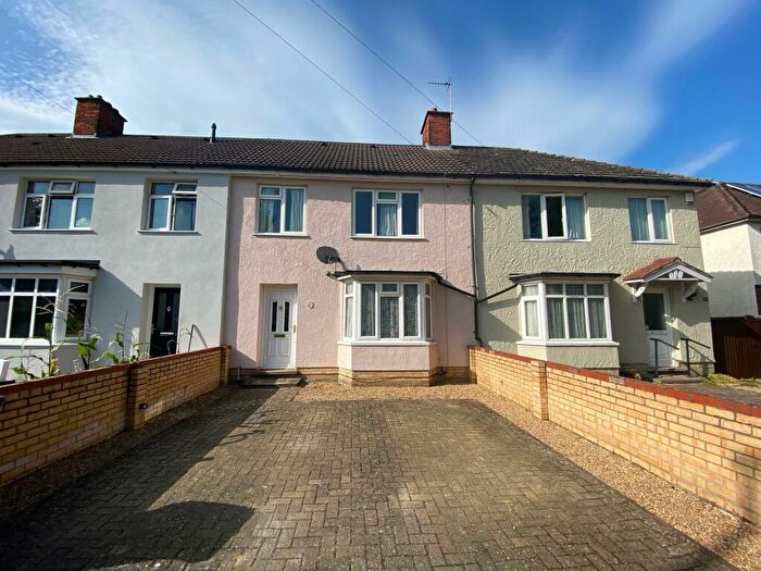 3 Bedroom Terraced House To Rent In Holbrook Road, Cambridge, CB1