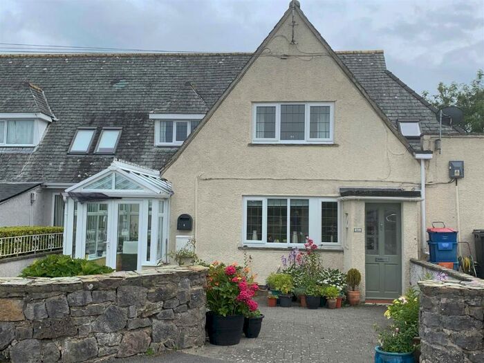 2 Bedroom Apartment For Sale In Wern Y Wylan, Llanddona, LL58