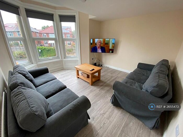 6 Bedroom Maisonette To Rent In Shortridge Terrace, Newcastle Upon Tyne, NE2