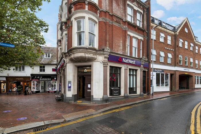 2 Bedroom Flat To Rent In Castle Street, Tonbridge TN9