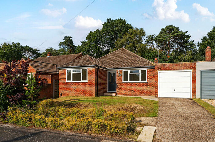 3 Bedroom Bungalow To Rent In Velmead Close, Fleet, Hampshire, GU52
