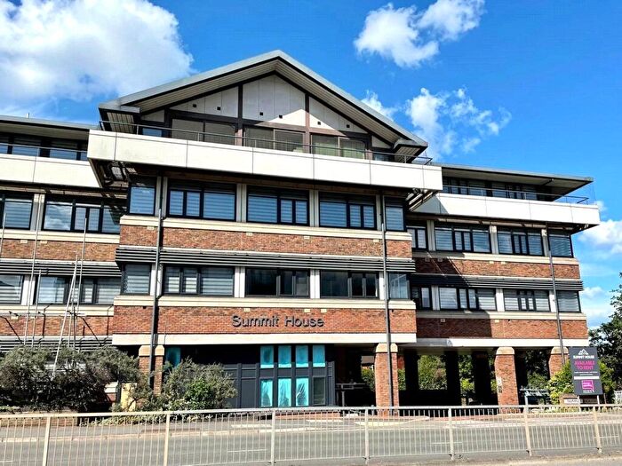 1 Bedroom Apartment To Rent In London Road, Bracknell, RG12
