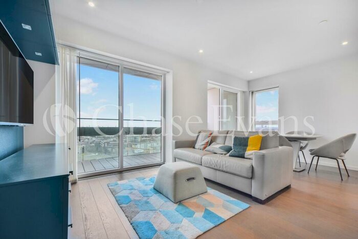 2 Bedroom Flat To Rent In York Way, Camden, London, N7