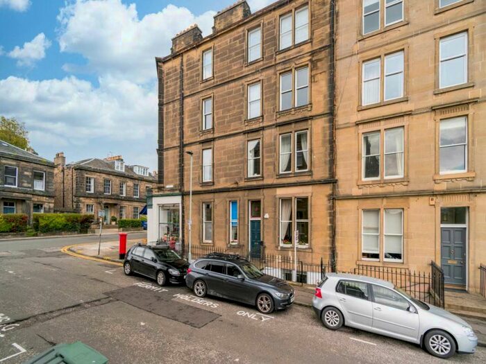 2 Bedroom Flat To Rent In Eildon Street, Inverleith, Edinburgh, EH3