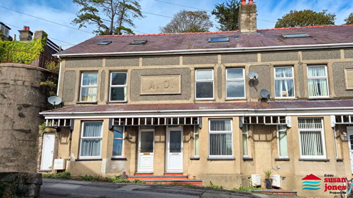 3 Bedroom Terraced House For Sale In Lleyn Street, Pwllheli, LL53
