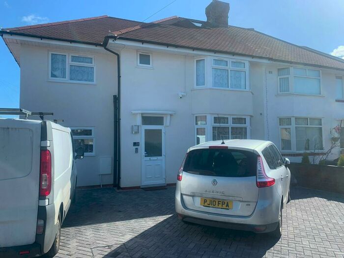 7 Bedroom Semi-Detached House To Rent In St. Lukes Road, Oxford, OX4