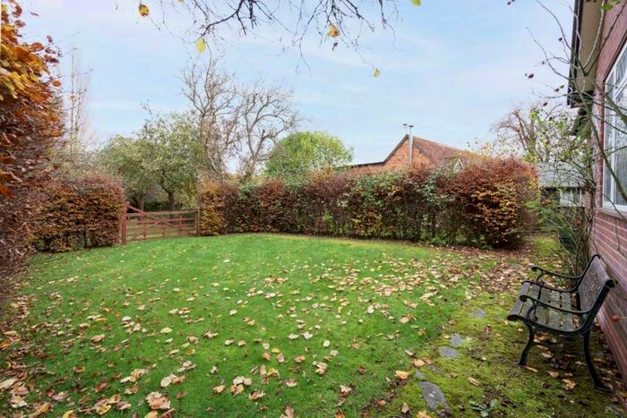 2 Bedroom Detached Bungalow For Sale In Ibstone, High Wycombe, HP14