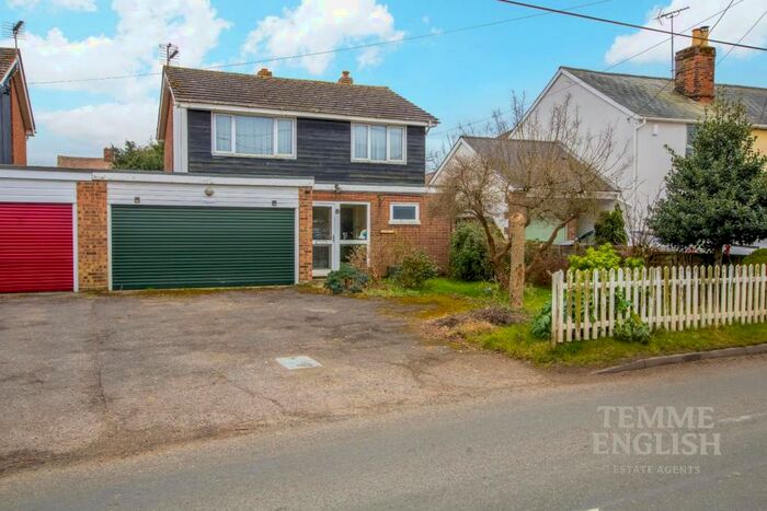 4 Bedroom Link Detached House For Sale In Abberton Road, Fingringhoe, Colchester, CO5