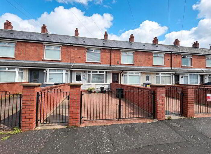 2 Bedroom Mid Terraced House For Sale In York Parade, Belfast, BT15