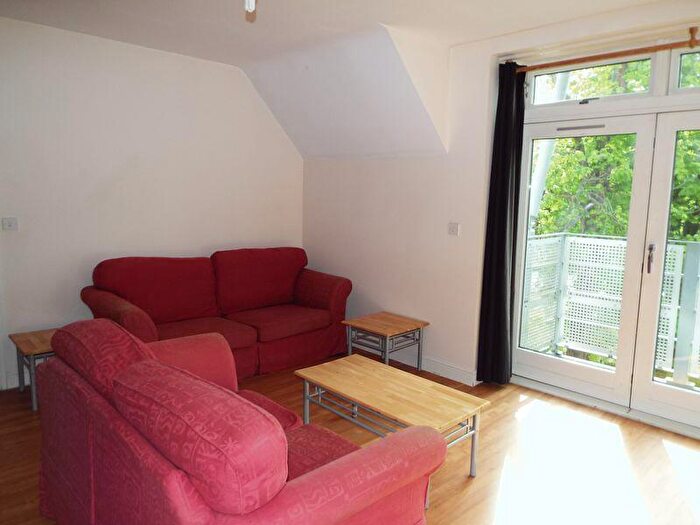 2 Bedroom Apartment To Rent In Middlepark Drive, Northfield, Birmingham, B31