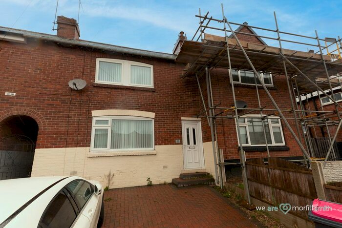 3 Bedroom Semi-Detached House To Rent In North Road, East Dene, Rotherham, S65