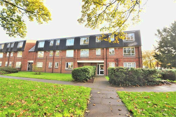 2 Bedroom Flat To Rent In Hanover Way, Bexleyheath, DA6