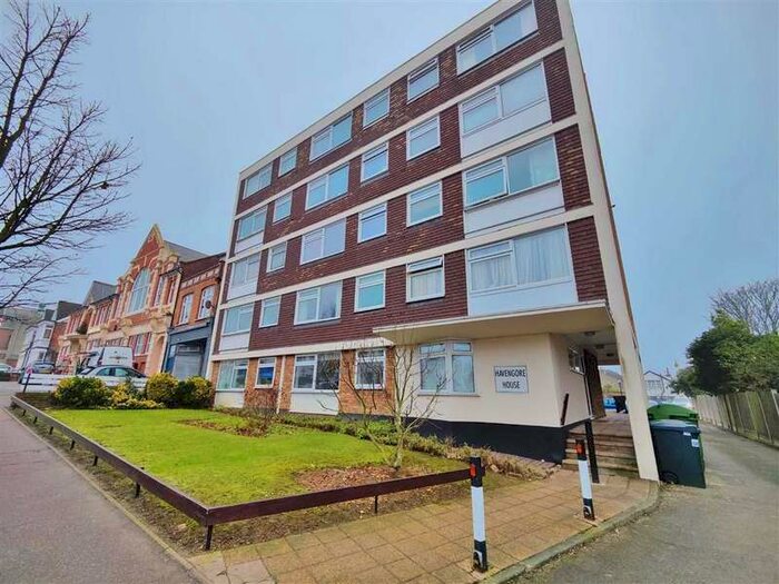 1 Bedroom Apartment To Rent In Elm Road, Leigh On Sea, Essex, SS9
