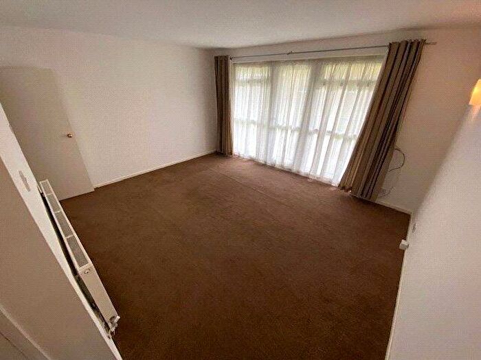 2 Bedroom Apartment To Rent In Lapwing Lane, Manchester, Greater Manchester, M20