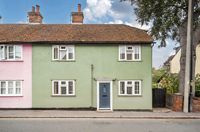 3 Bedroom End Of Terrace House For Sale In North Street, Dunmow, Essex, CM6