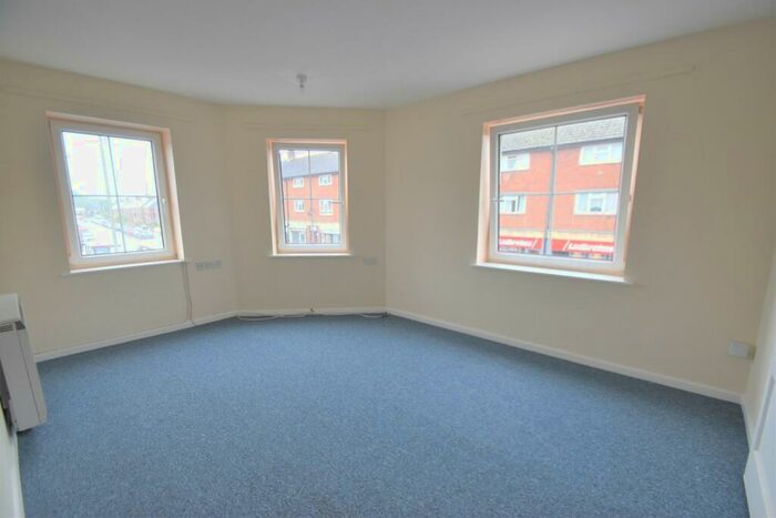 1 Bedroom Flat To Rent In West Exe South, Tiverton, Devon, EX16