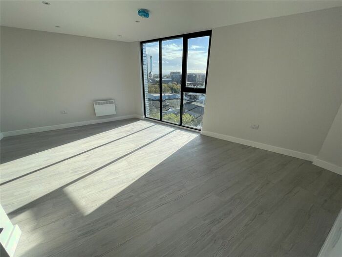 1 Bedroom Flat To Rent In Regent Plaza Block B, Oldfield Road, Salford, M5