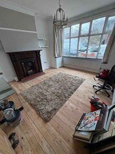 2 Bedroom Flat To Rent In Longley Road, Harrow, HA1