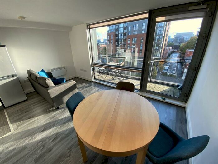 2 Bedroom Apartment To Rent In Transport House, The Crescent, M5