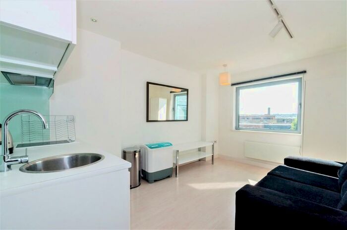 Apartment To Rent In Manor Mills, Ingram Street, West Yorkshire, LS11