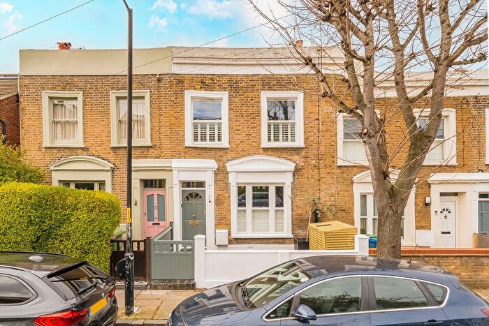 3 Bedroom Terraced House For Sale In Nutfield Road, East Dulwich, SE22