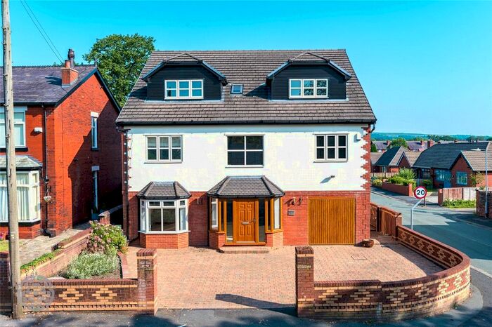 6 Bedroom Detached House To Rent In Markland Hill Lane, Bolton BL1