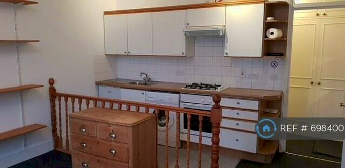 Studio To Rent In St. Augustines Road, London, NW1