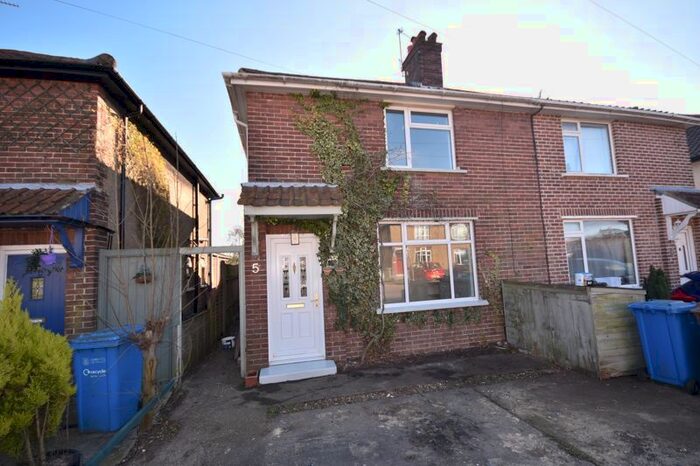 3 Bedroom Semi-Detached House To Rent In Samuel Road, Norwich, NR1
