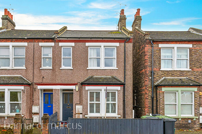 2 Bedroom Apartment To Rent In Upper High Street, Epsom, KT17