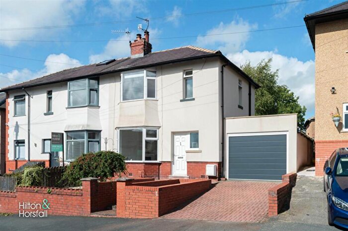 2 Bedroom Semi-Detached House For Sale In Burwains Avenue, Foulridge, Colne, BB8